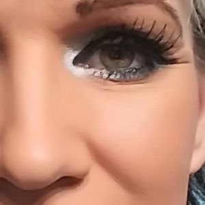 Meet your Posher, Shannon n